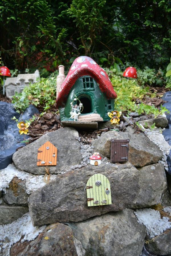 Castle Green Bed And Breakfast 애쉬본 외부 사진