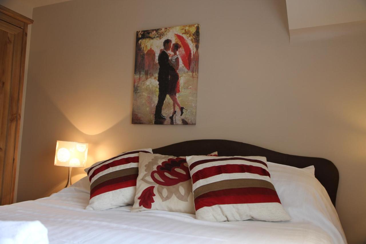 Castle Green Bed And Breakfast 애쉬본 외부 사진